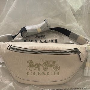 New large size cross body COACH Belt bag white chalk